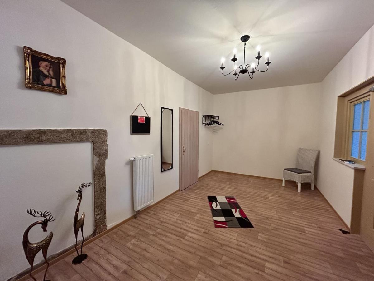 Apartment Anno 1529 - Malzmoench Laurentius By Interhome 齐陶 外观 照片